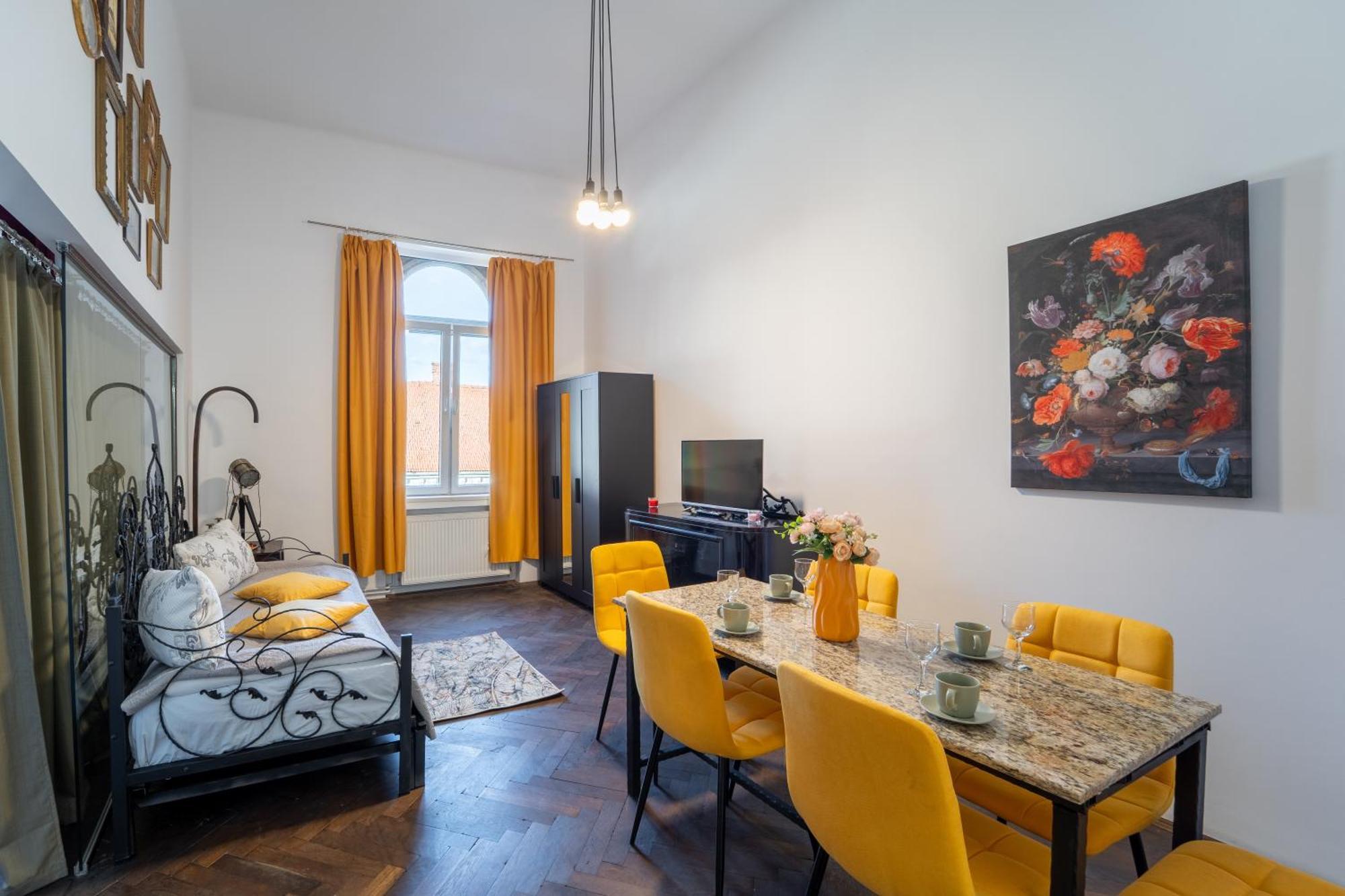Noble 5 Star House In Unirii Plaza Villa Клуж-Напока Екстериор снимка