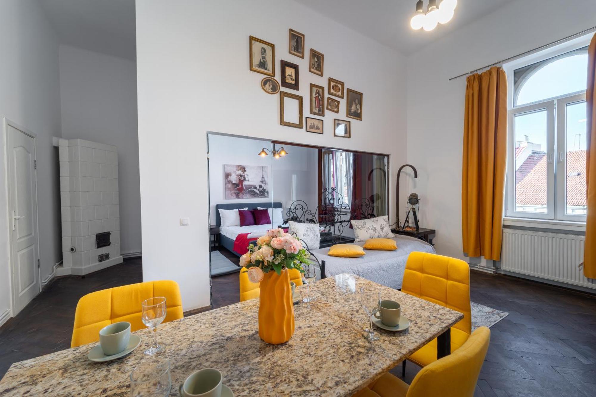 Noble 5 Star House In Unirii Plaza Villa Клуж-Напока Екстериор снимка
